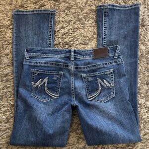 Maurices Women's Boot Cut Jeans in Medium Blue Wash